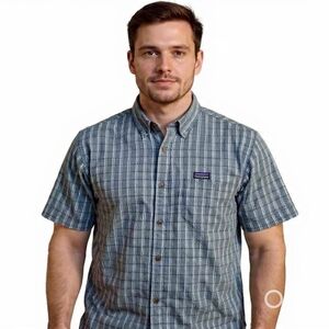 Patagonia Men's Short-Sleeve Plaid Button-Down Shirt - Blue Gray